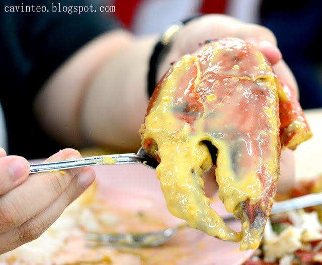 08 Salted Egg Yolk Crab 咸蛋螃蟹 Hiang Kee Seafood Restaurant (香记海鲜大饭店) @ Taman Sri Tebrau Hawker Centre (大馬花園小販中心), Johor Bahru [Malaysia] (Large) (Large)-min