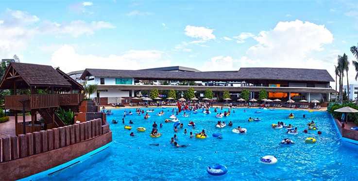 water-park-austin-wave-pool