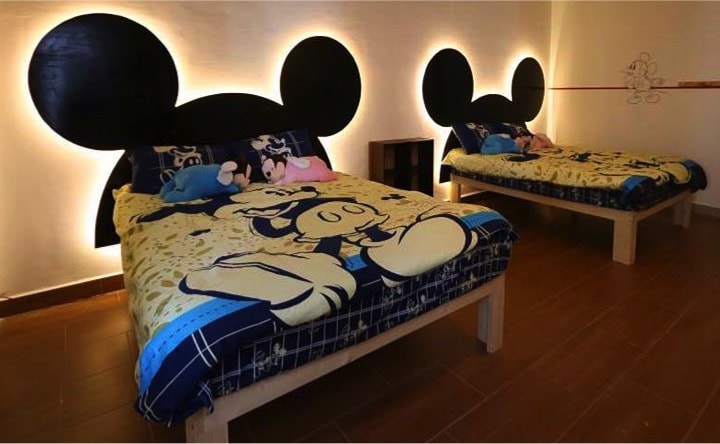 mickey-bed-min